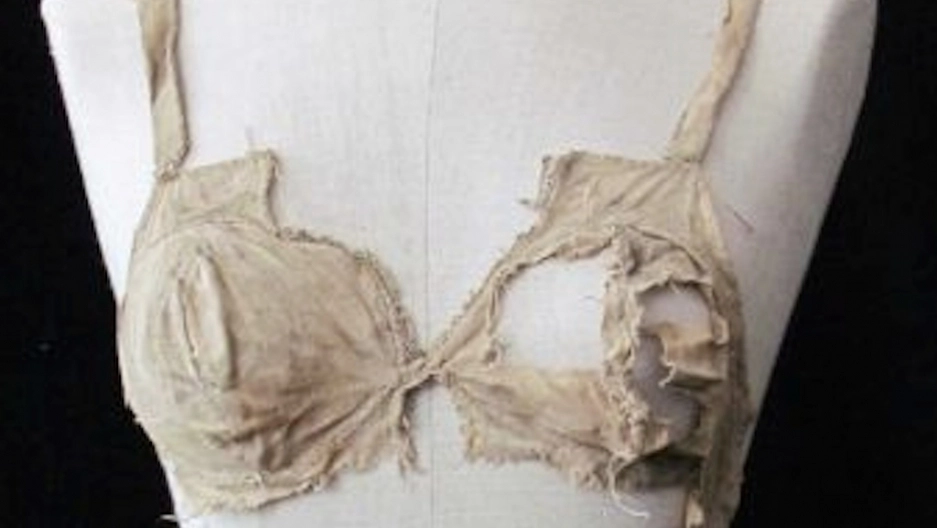 Seventeenth-Century Tidbits #4: More about bras